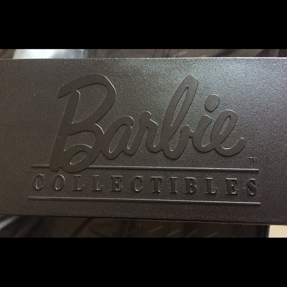 Barbie X-Files Collectors set - Picture 3 of 5